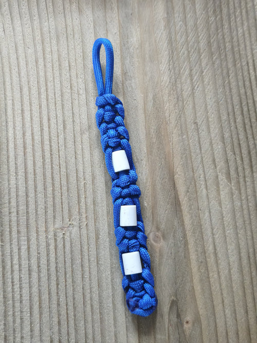 Charm Anti-Tiques en perles de Céramique EM